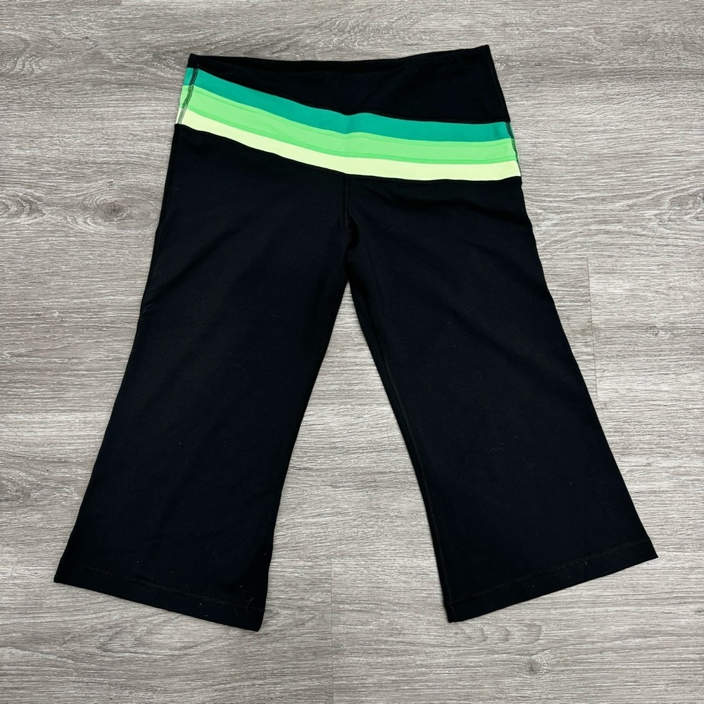 Lululemon Crop Flare Pants Size 10